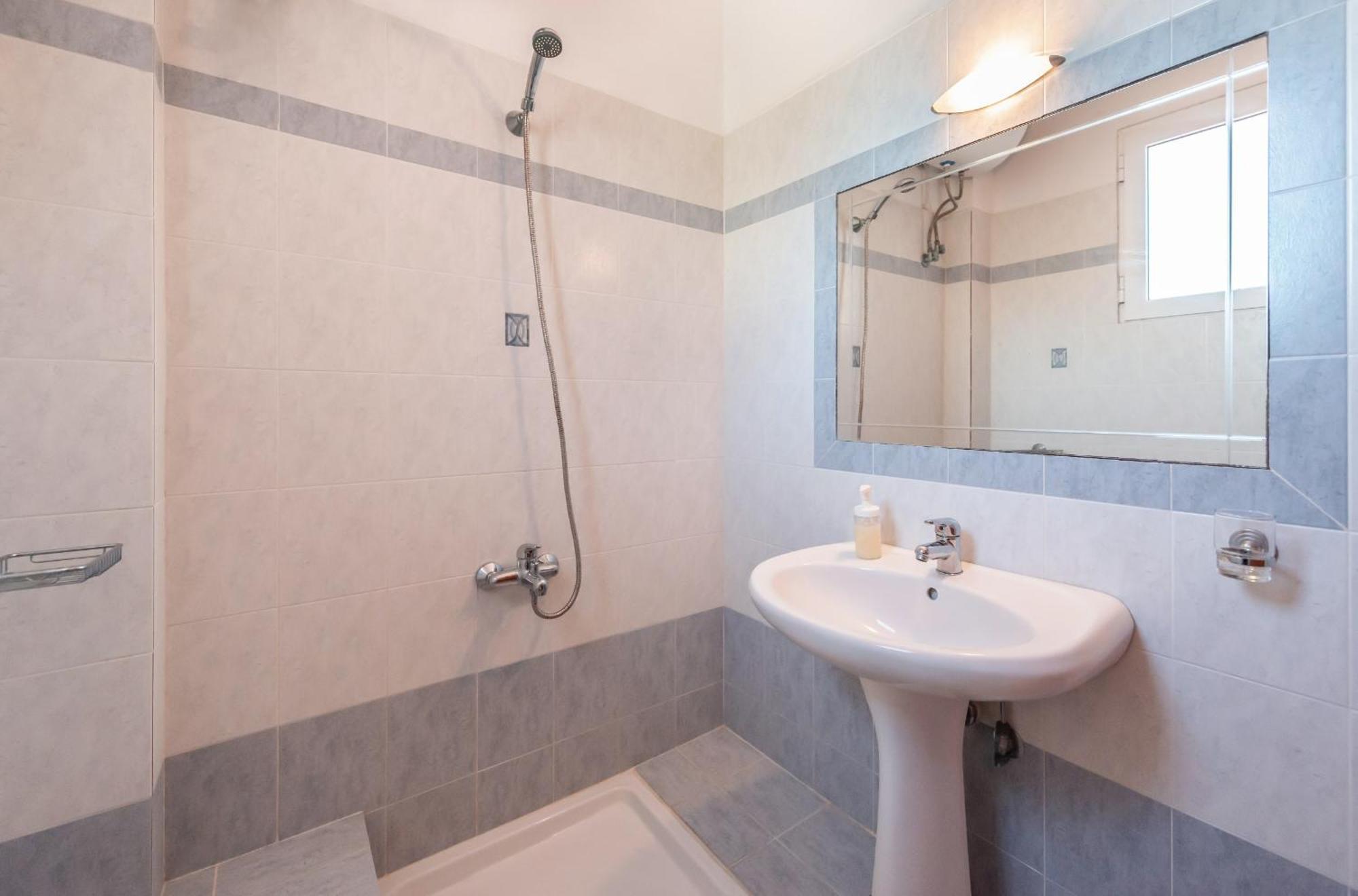 Avesta Apartments - 200M From The Beach Vasilikí 部屋 写真