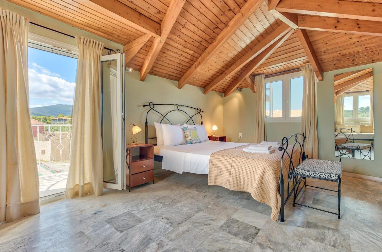 Avesta Apartments - 200M From The Beach Vasilikí エクステリア 写真
