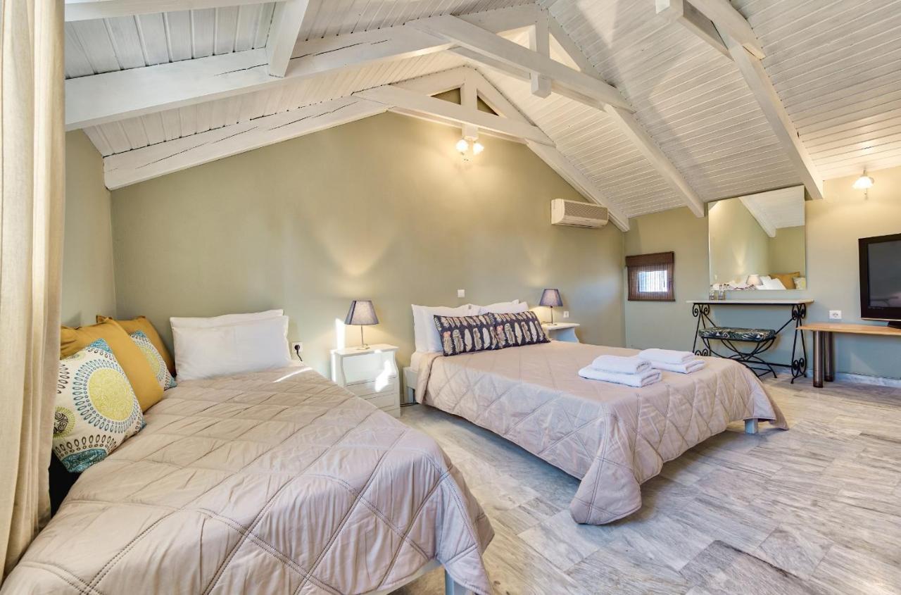 Avesta Apartments - 200M From The Beach Vasilikí エクステリア 写真